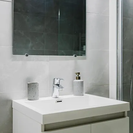 Appt 33m2 - Près De La Mairie - Quartier Calme - Espace Strasburgo