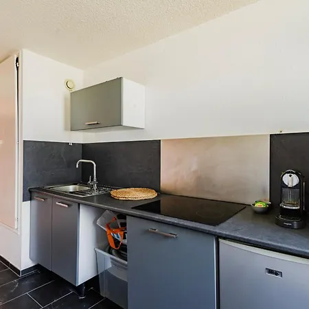 Appt 33m2 - Près De La Mairie - Quartier Calme - Espace Strasburgo